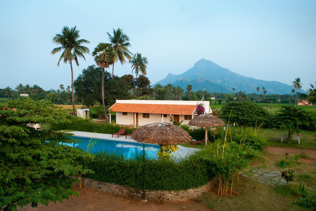 Hotel The Mountain Retreat Tiruvannāmalai Exterior foto