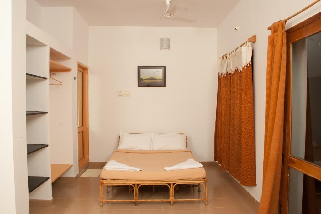 Hotel The Mountain Retreat Tiruvannāmalai Exterior foto